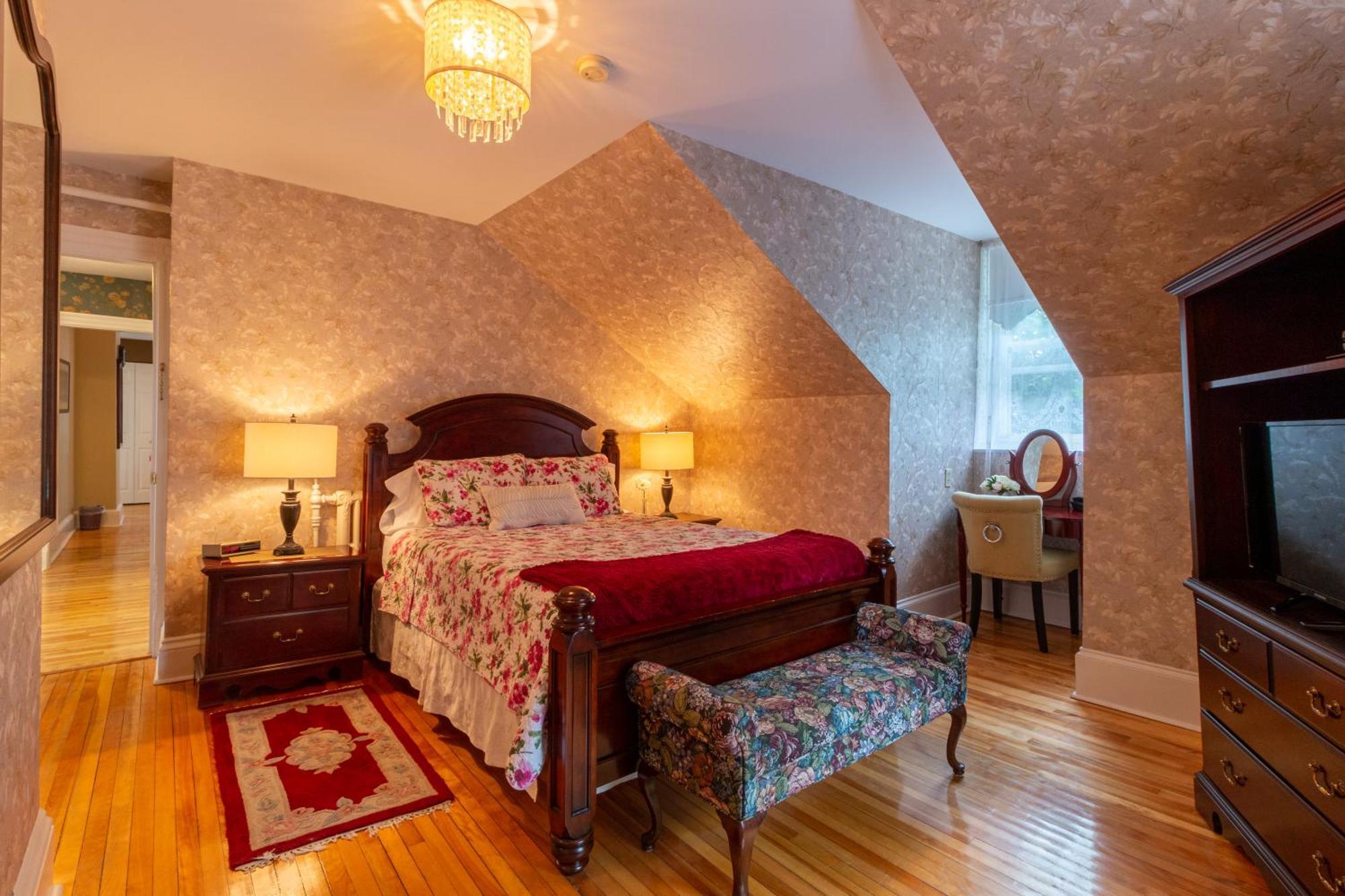 The Dawson House Bed & Breakfast 샬럿타운 외부 사진