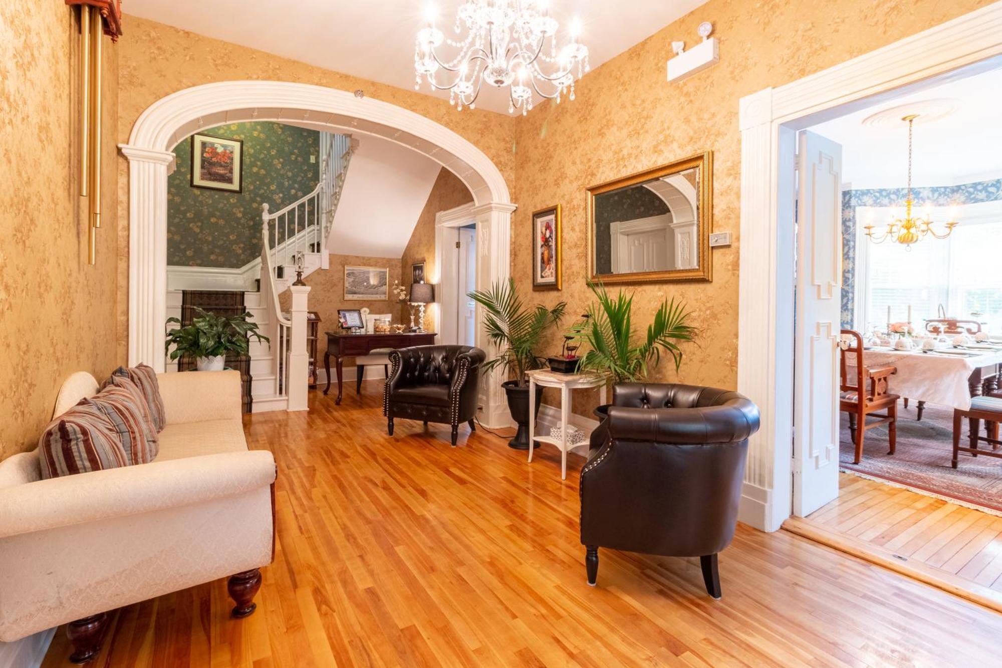 The Dawson House Bed & Breakfast 샬럿타운 외부 사진