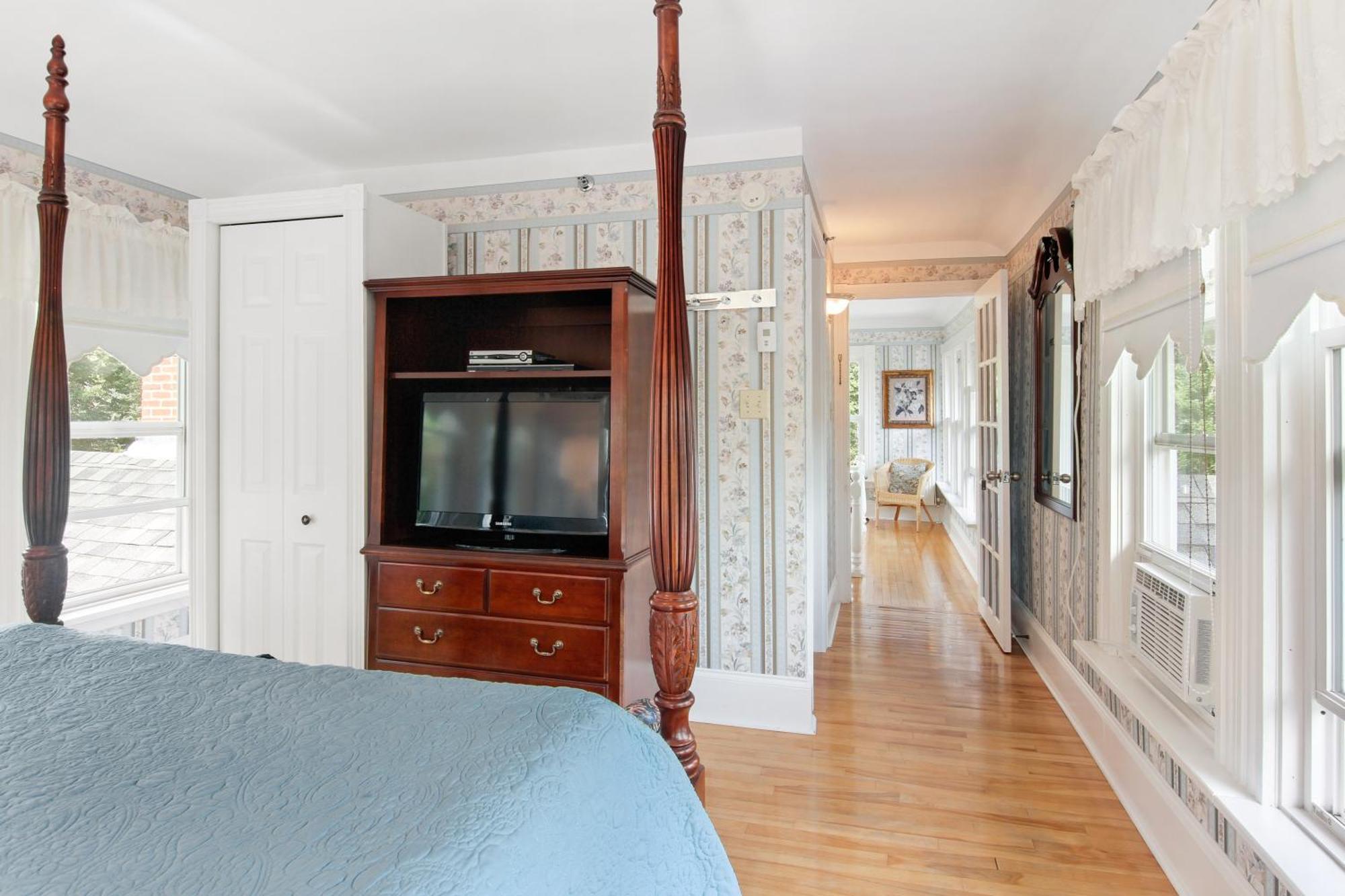 The Dawson House Bed & Breakfast 샬럿타운 외부 사진