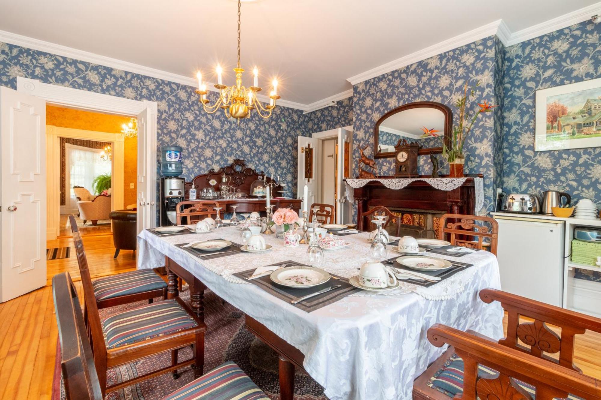The Dawson House Bed & Breakfast 샬럿타운 외부 사진