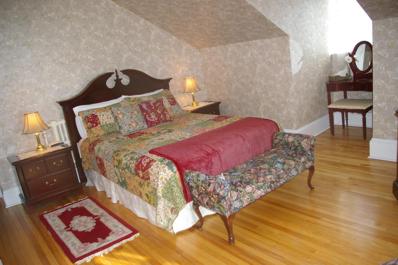 The Dawson House Bed & Breakfast 샬럿타운 외부 사진